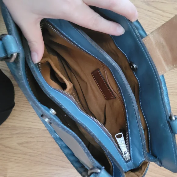 Patricia Nash Safflower Blue Leather Bag - Picture 4 of 7